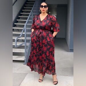 Lane Bryant Red Black Floral Pleated Maxi Dress Plus Size Romantic Boho Chic